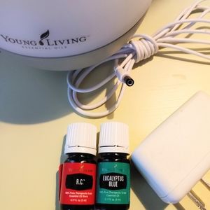 Young Living Dew Drop Diffuser w/ R.C.&Eucalyptus Blue